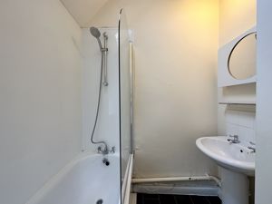 Photo 19- click for photo gallery